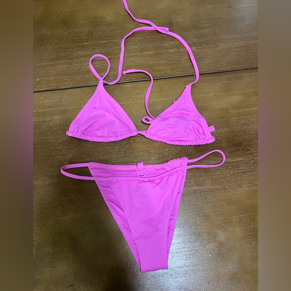 Skims Bikini